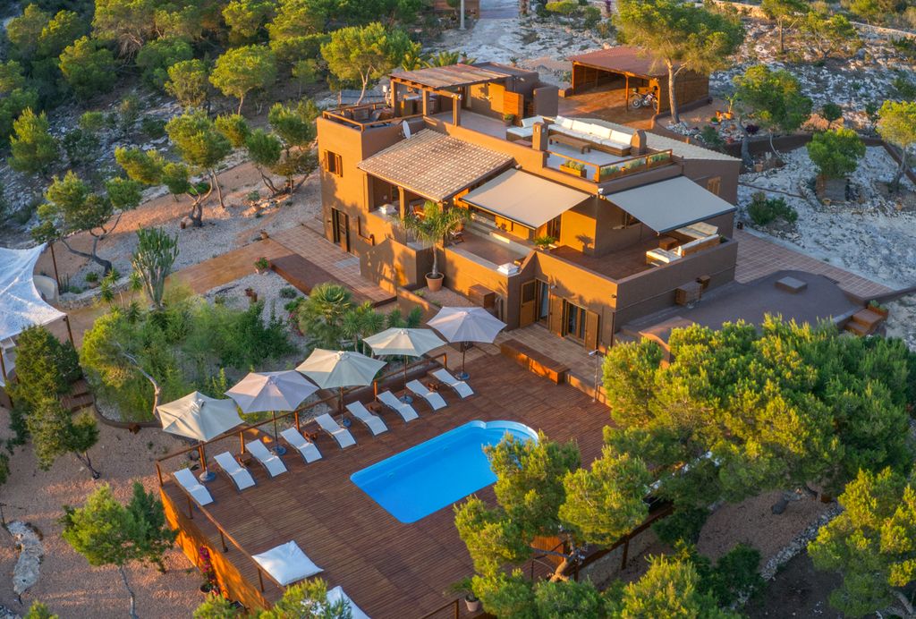 Formentor Barbara Formentera Olivers Travels 1