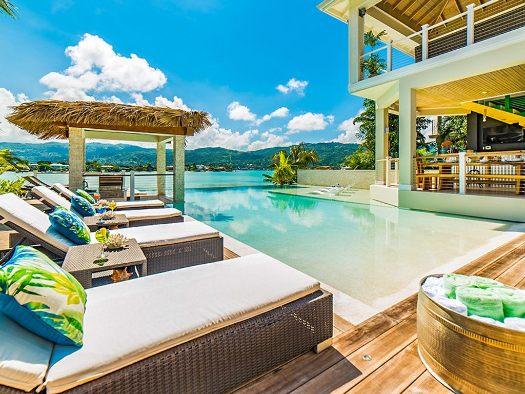 Everything Nice By The Sea Jamaica Olivers Travels 2