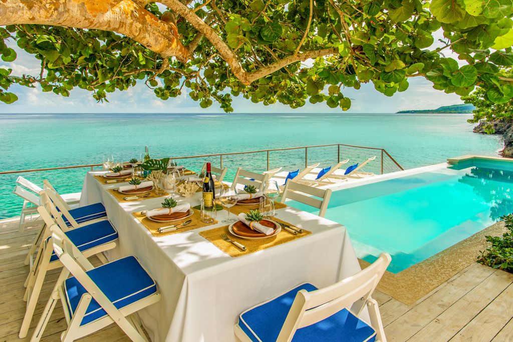 Rocksteady Villa Jamaica Olivers Travels 1