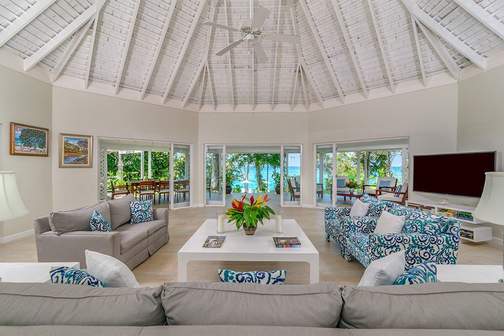 Somewhere At Prospect Estate Jamaica Olivers Travels 3