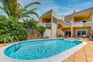 Villa Creme Carvoeiro Olivers Travels 1