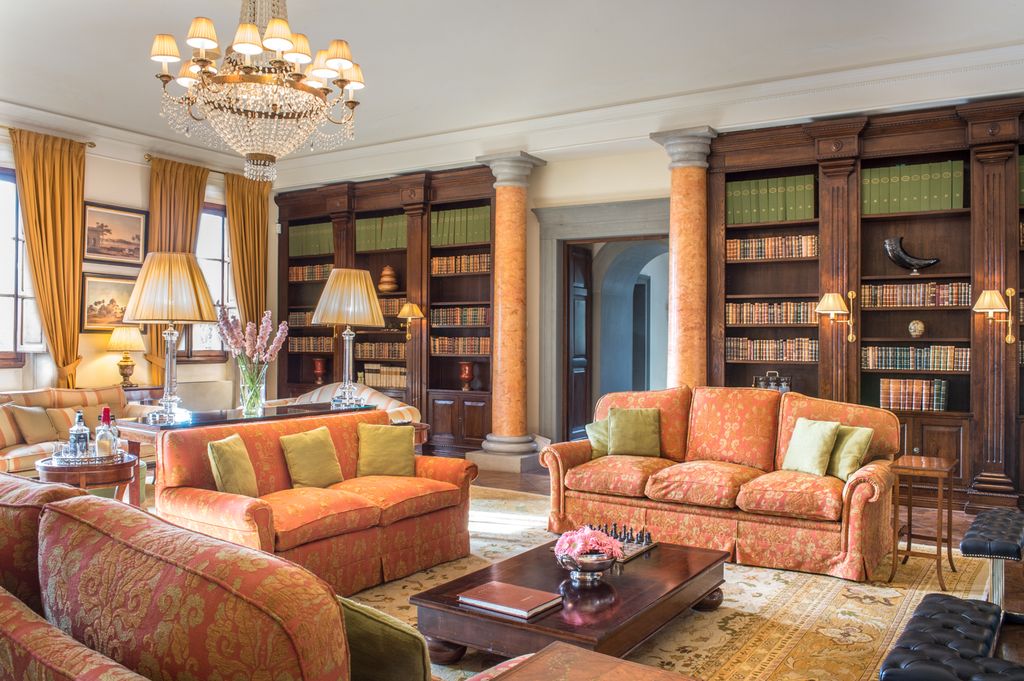 Villa Laurenzi Tuscany Olivers Travels 3
