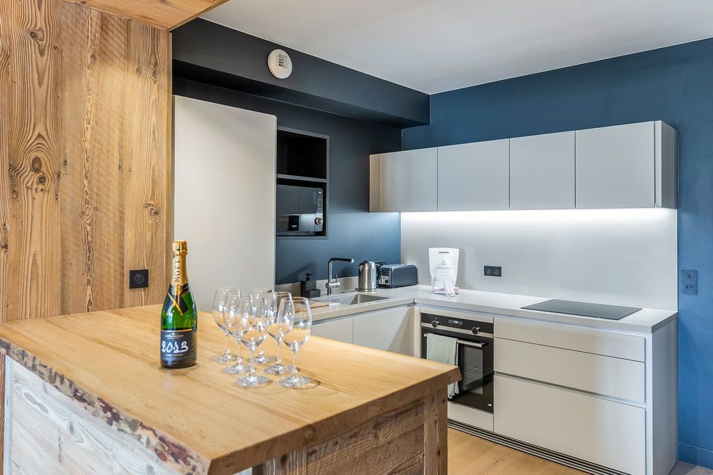 Apartment Alpine Ski Courchevel Olivers Travels 5