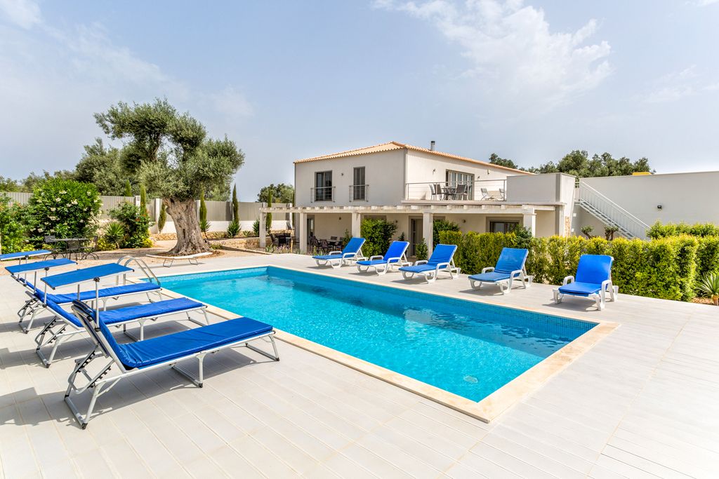 Villa Oliveira Algarve Olivers Travels 1