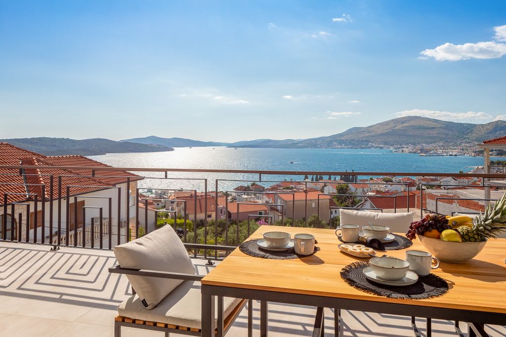 Villa Novia Dalmatia Coast Olivers Travels 2