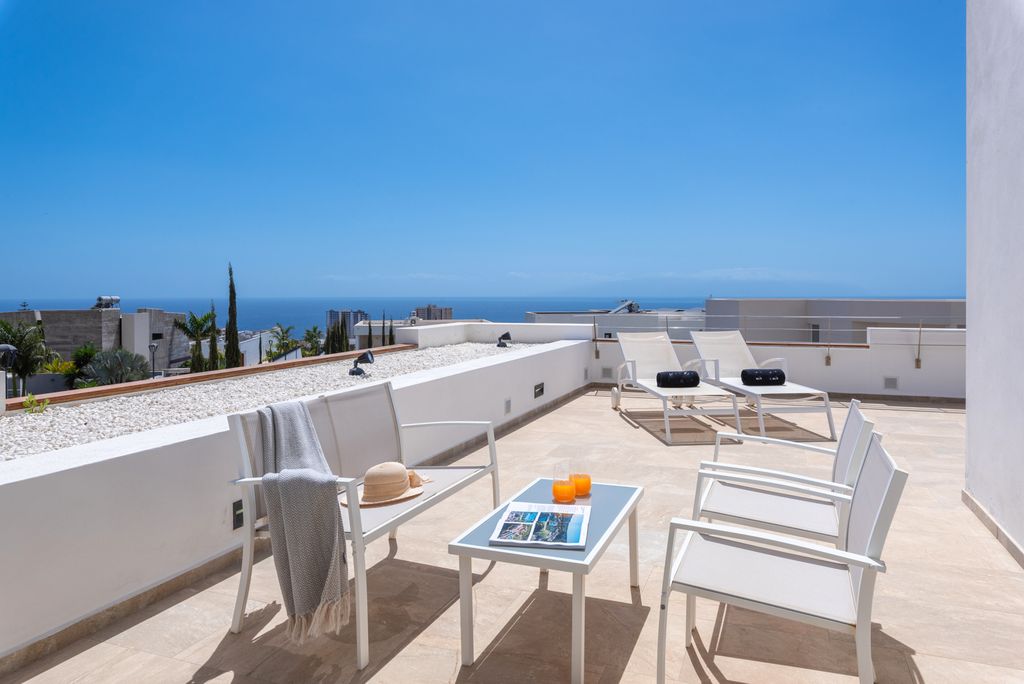 Tenerife Playita Lux Tenerife Olivers Travels 02