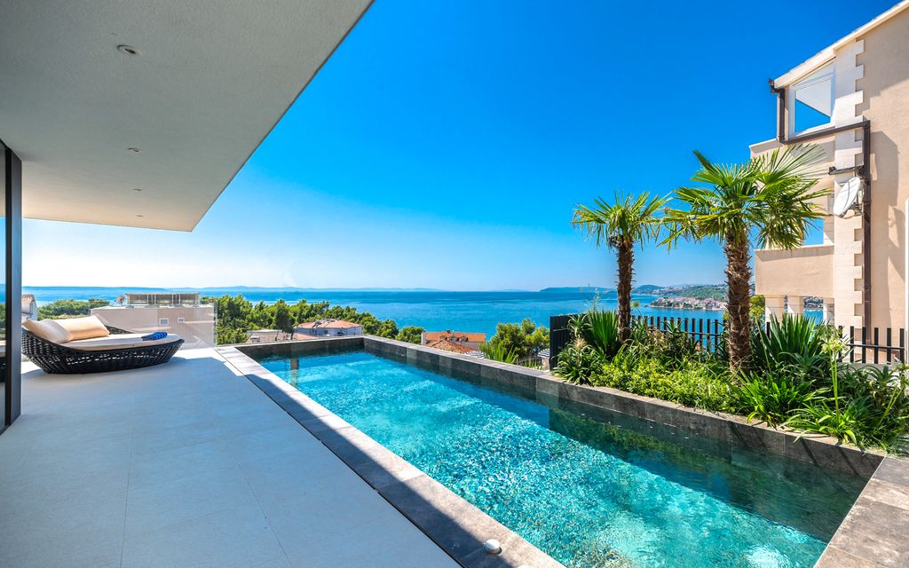 Villa Hue Dalmatia Coast Olivers Travels 2