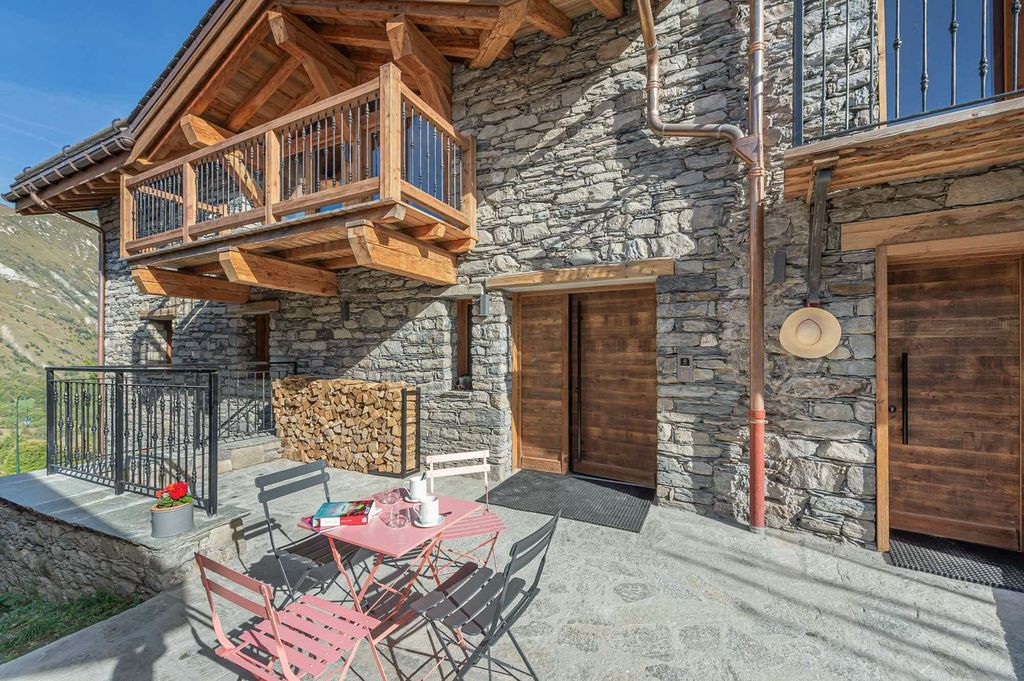 Chalet Poivre St Martin Belleville Olivers Travels 5