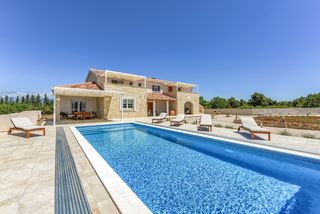Villa Laurelia Dalmatia Coast Olivers Travels 1