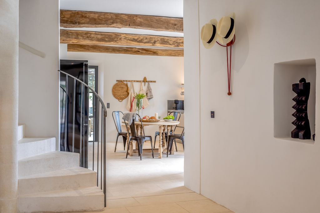 Villa Pamplemousse Provence Olivers Travels 5
