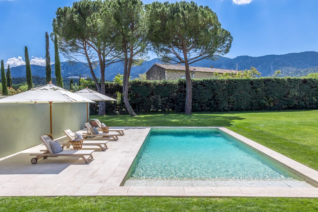 Villa Grenade Provence Olivers Travels 2