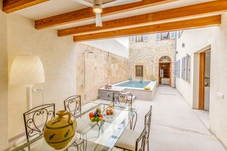 Casa Cabrelles Mallorca Olivers Travels 1