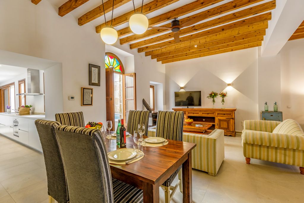 Casa Cabrelles Mallorca Olivers Travels 4