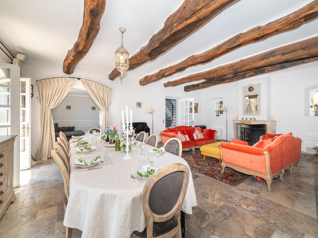 Villa Bazille French Riviera Olivers Travels 04