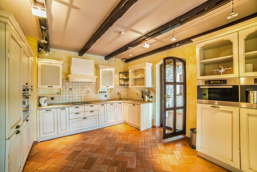 Villa Jakasie Istria Olivers Travels 4