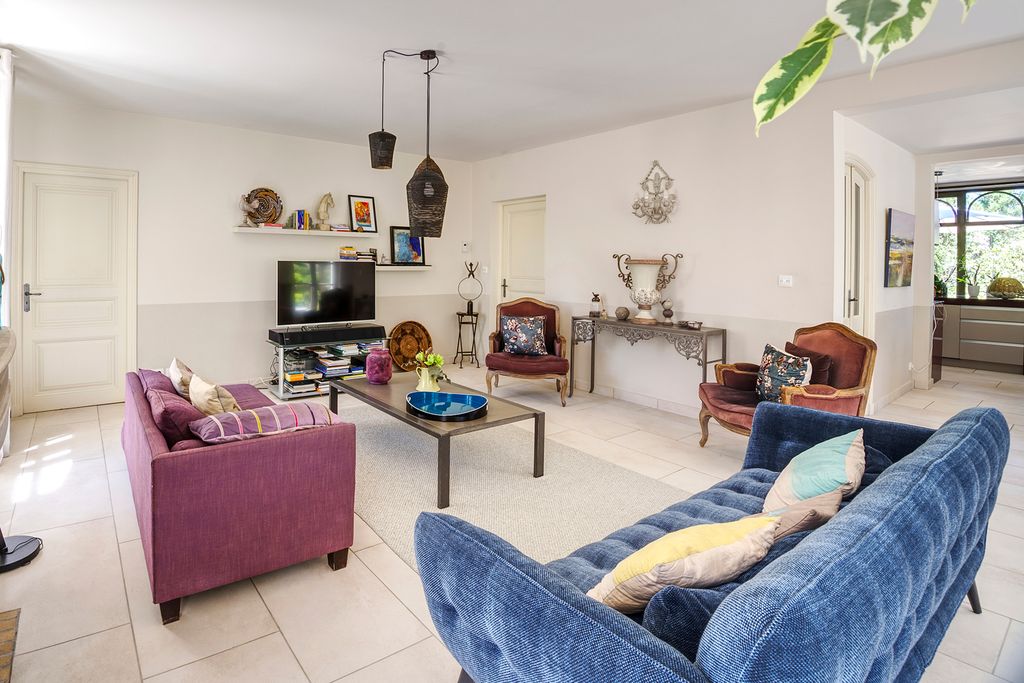 Maison de la Boule Provence Olivers Travels 10