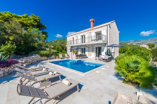 Villa Tadejia Dubrovnik Riviera Olivers Travels 01
