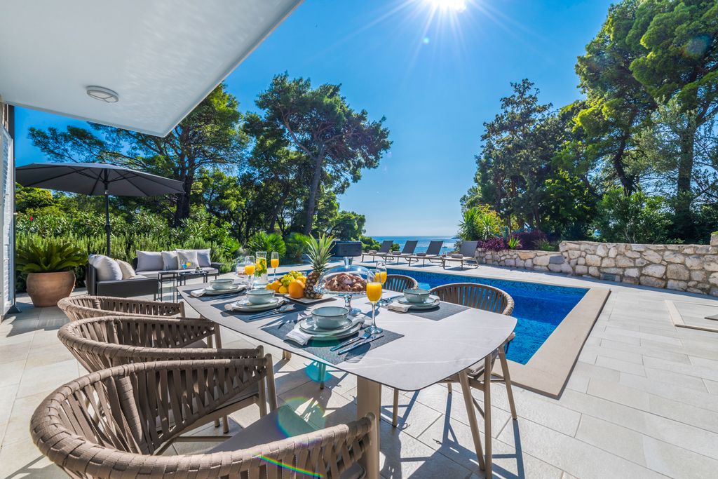 Villa Tadejia Dubrovnik Riviera Olivers Travels 02
