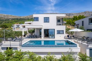 Villa Ivie Dalmatia Coast Olivers Travels 1