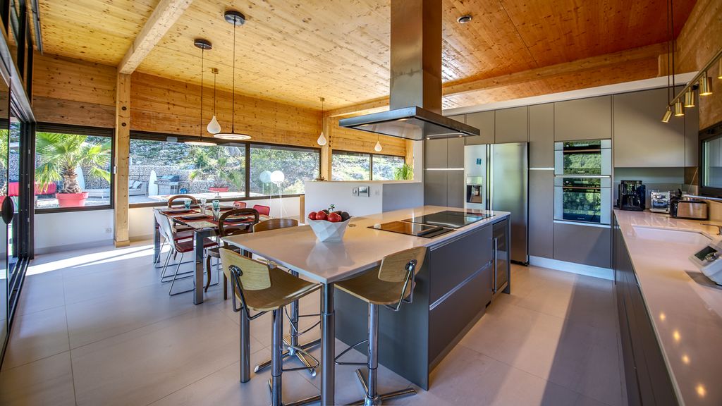Villa Solaire Provence Olivers Travels 5