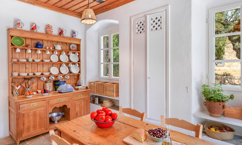 Villa Patrice Mainland Greece Olivers Travels 5