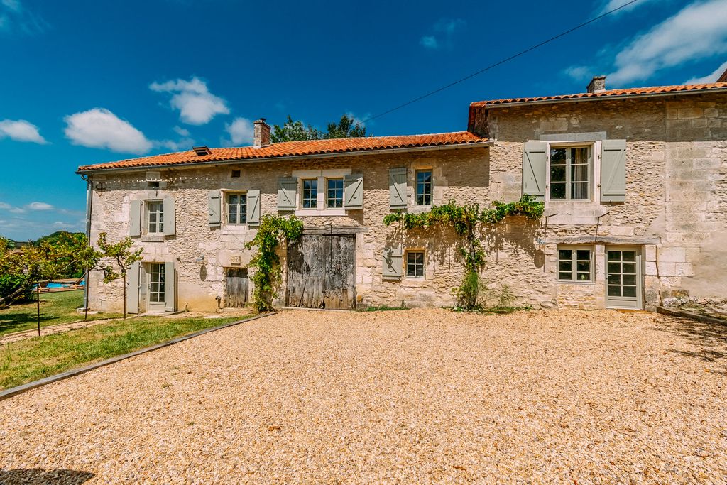 La Grange Blanche Dordogne Olivers Travels 2
