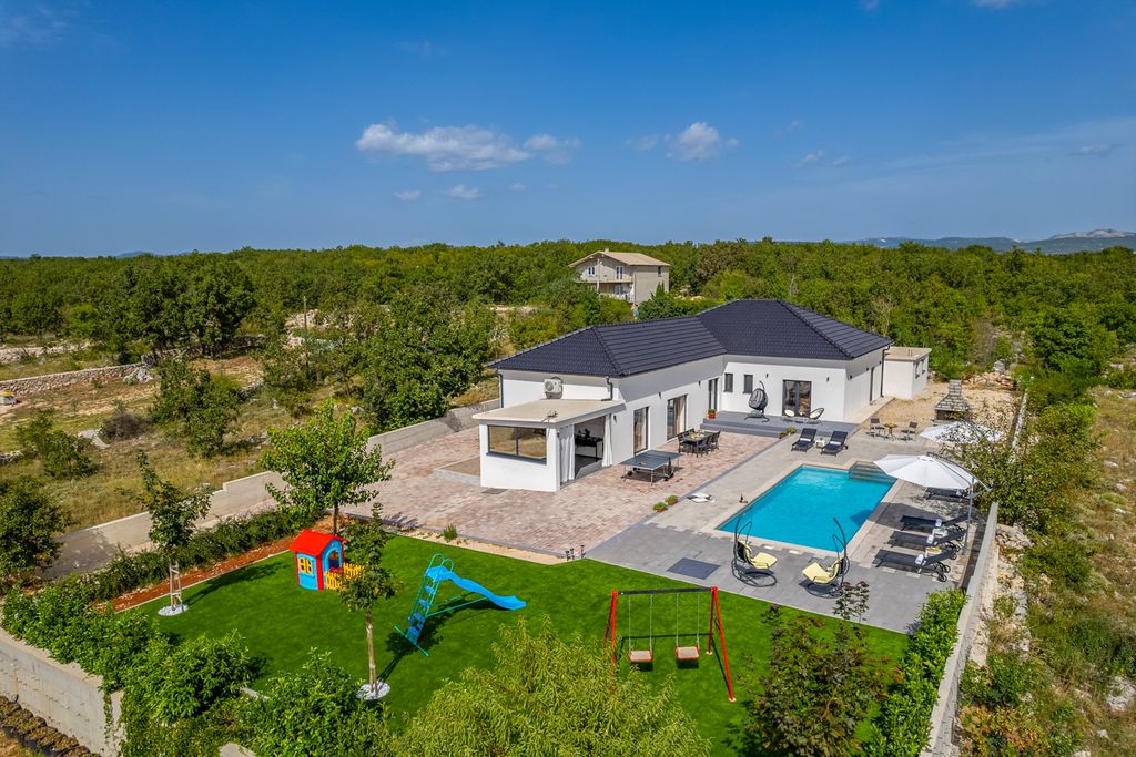 Villa Dorie Dalmatia Coast Olivers Travels 1