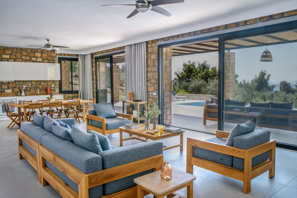 Villa Tharo Halkidiki Olivers Travels 3