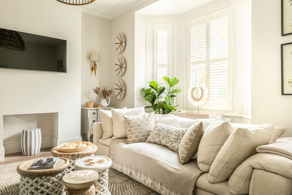 Silver Shell Dorset Olivers Travels 2