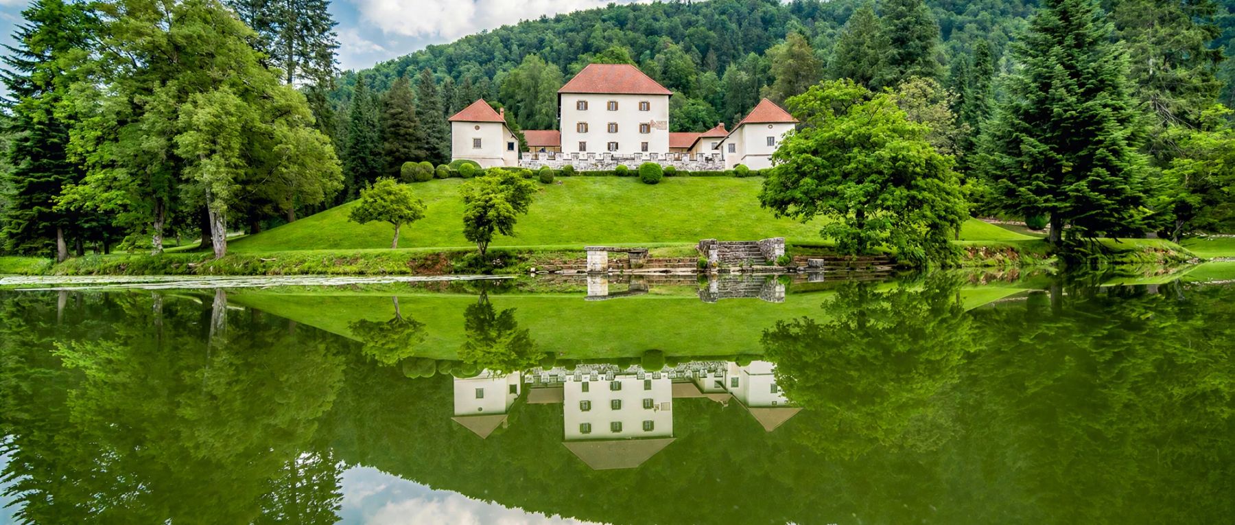 001 knights castle alpine slovenia olivers travels desktop center