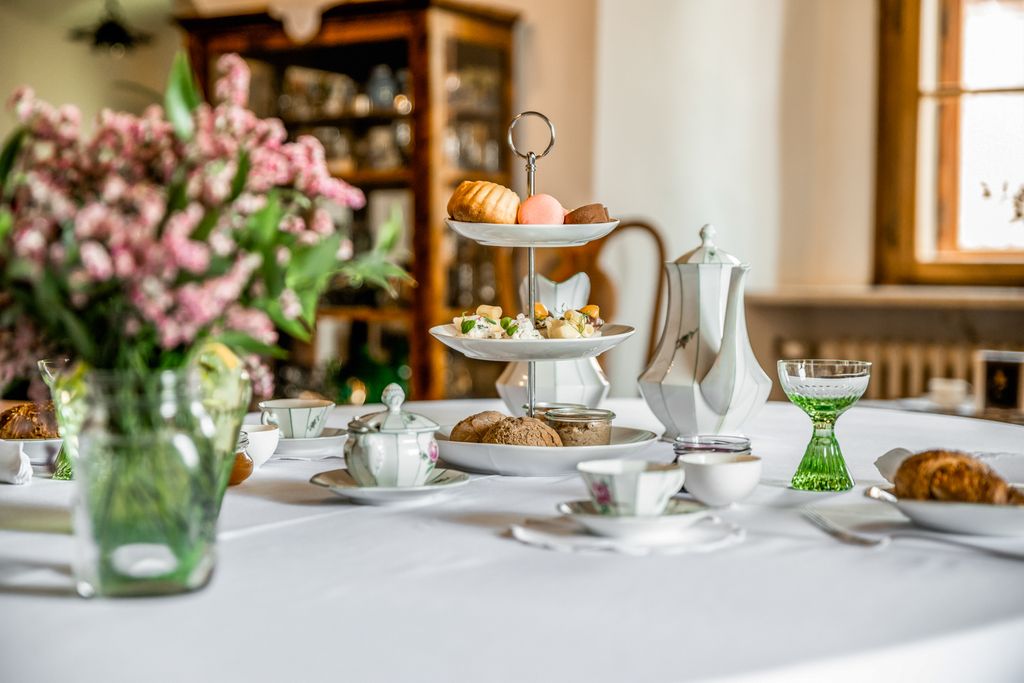 Knights Castle Alpine Olivers Travels 5