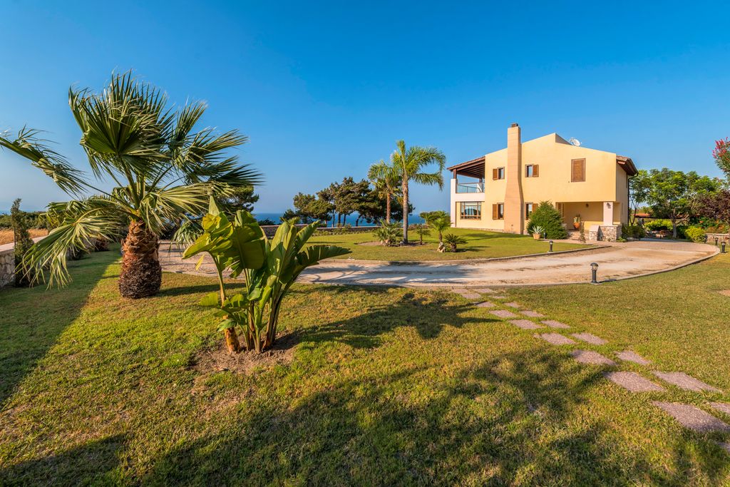 Villa Russel Rhodes Olivers Travels 2