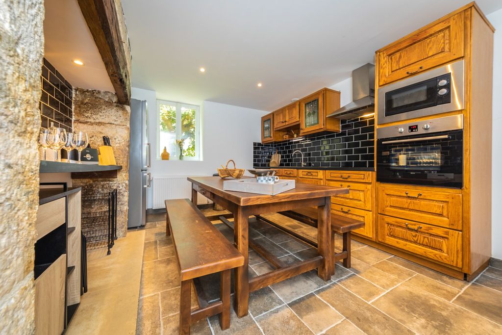 Maison De Mures Dordogne Olivers Travels 5