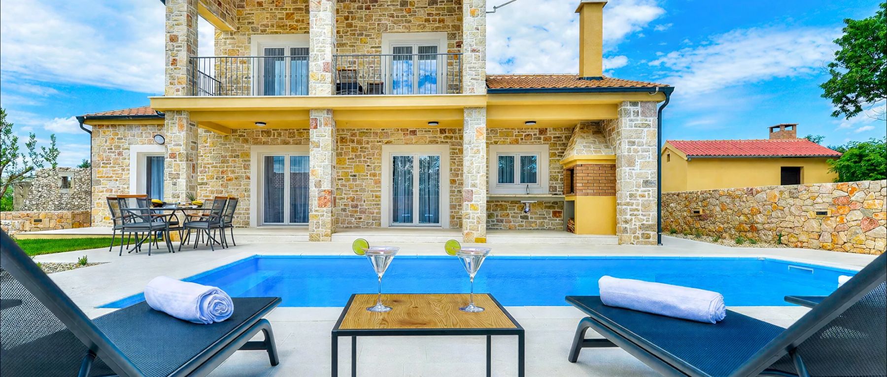 001 villa tresna dalmatian coast olivers travels desktop center