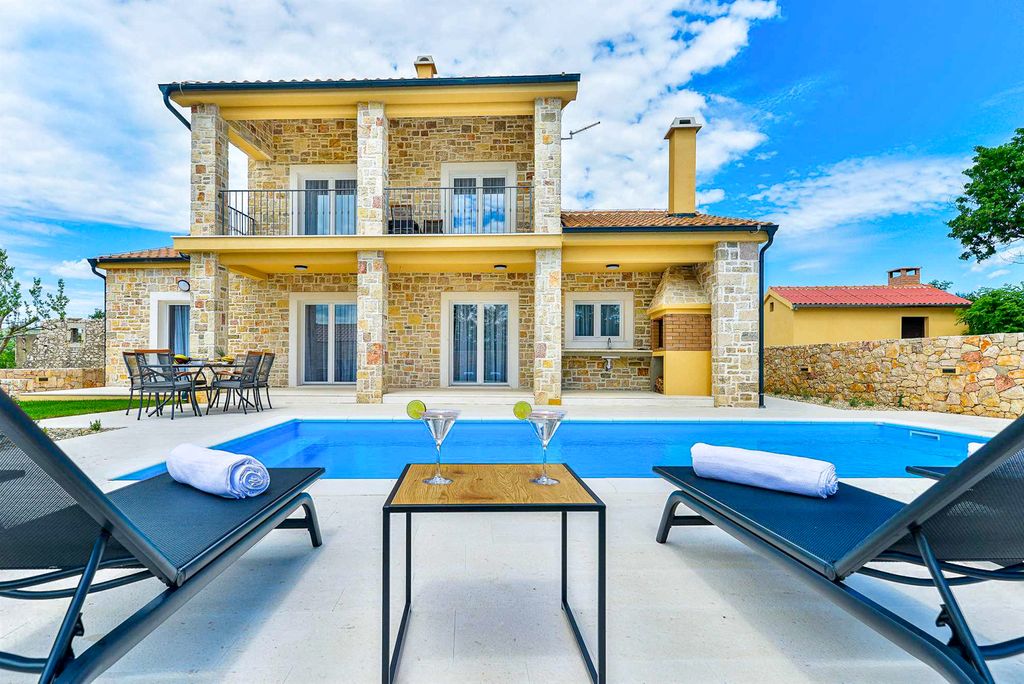 Villa Tresna Dalmatia Coast Olivers Travels 1