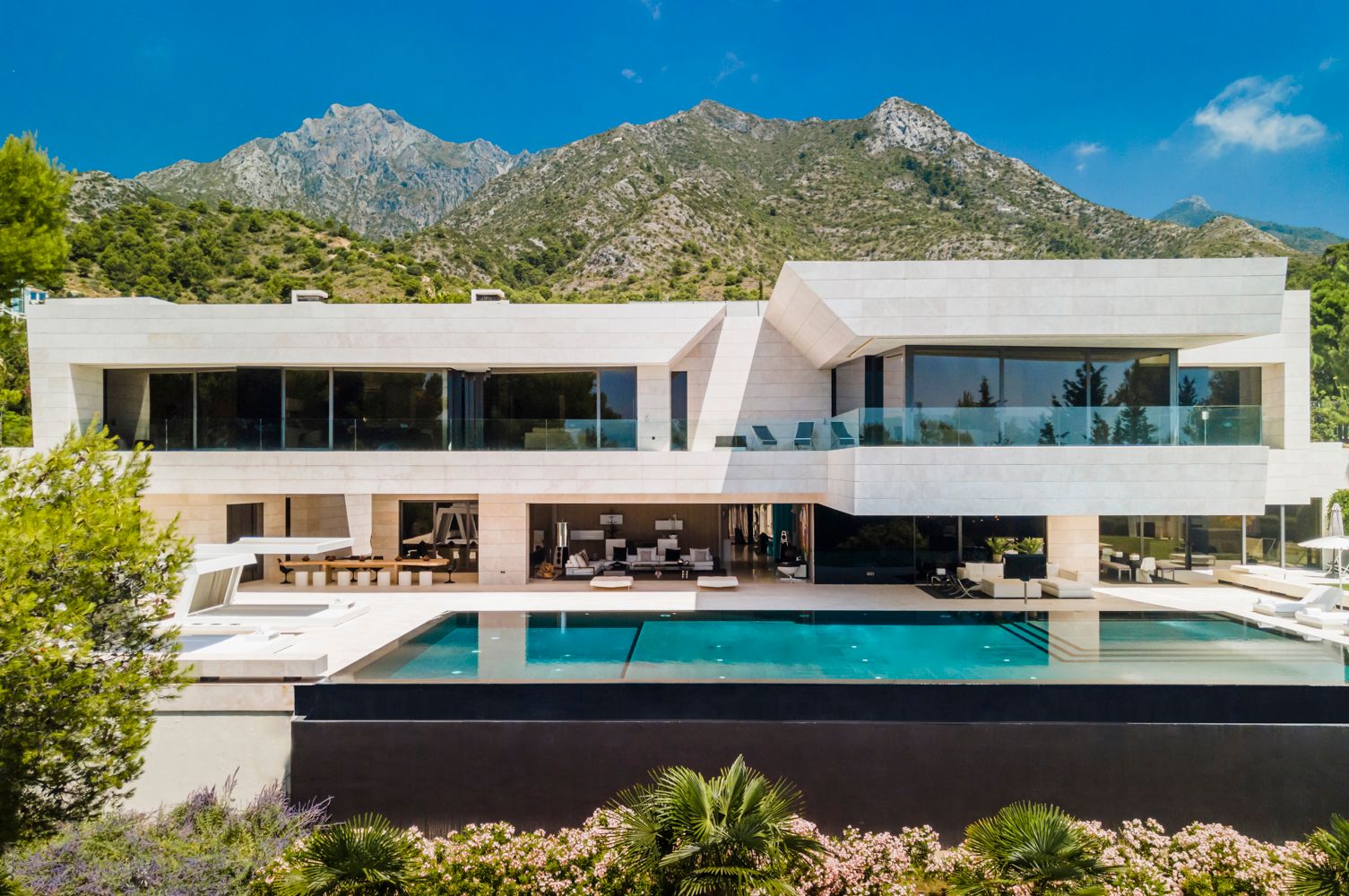 Villa Moderna