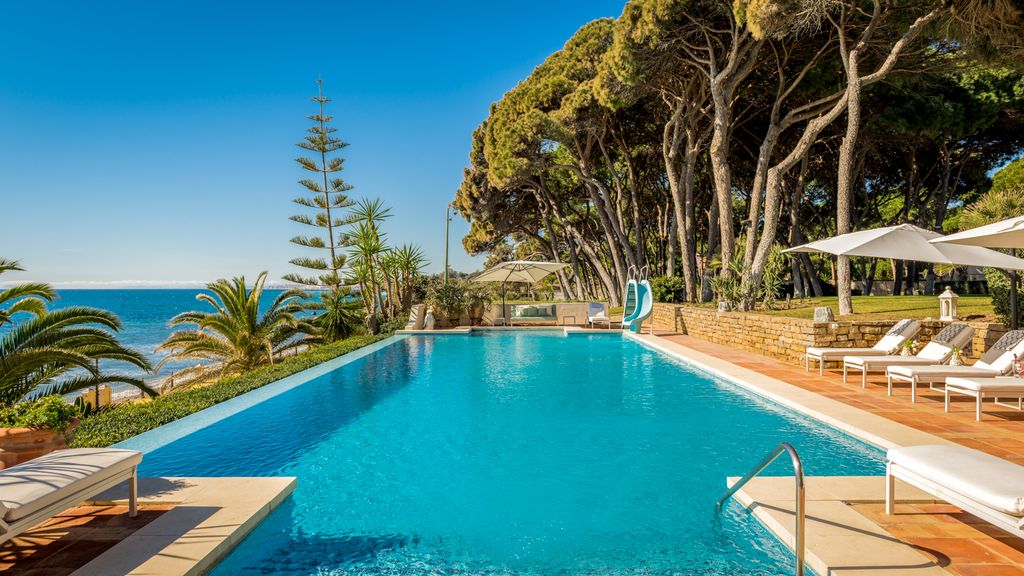 Palace By The Sea CostaDelSol Olivers Travels 1