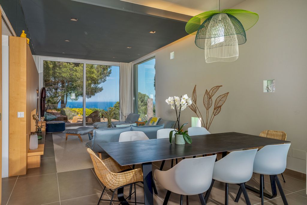 Villa Maragda Costa Brava Olivers Travels 4