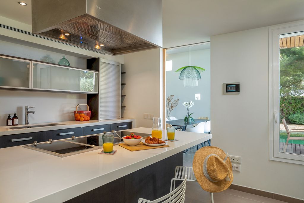 Villa Maragda Costa Brava Olivers Travels 5