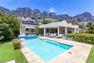 Chas House Cape Town Olivers Travels 1