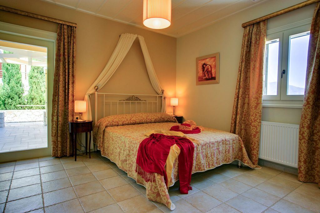 Villa Lambros Kefalonia Olivers Travels 7