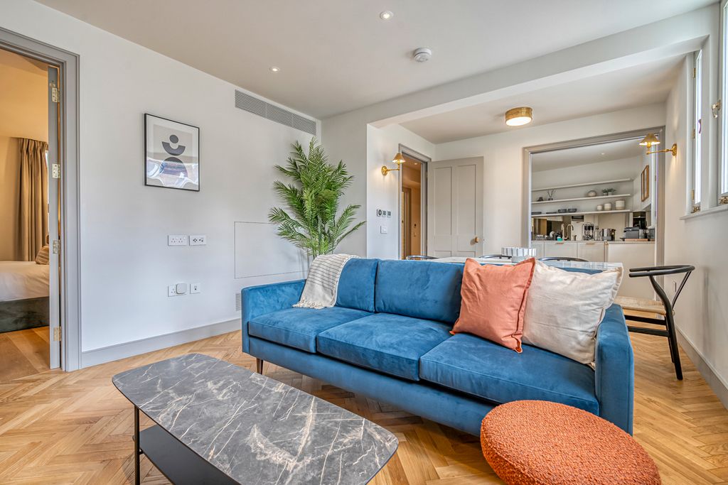 Alder Apartment London Olivers Travels 5