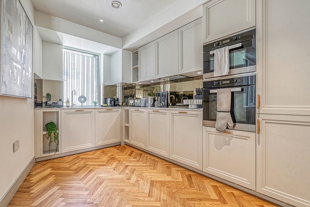 Hirsch Apartment London Olivers Travels 4