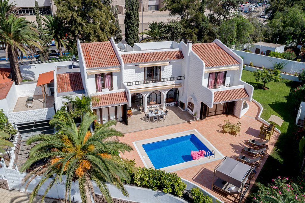 Casa America Tenerife Olivers Travels 01