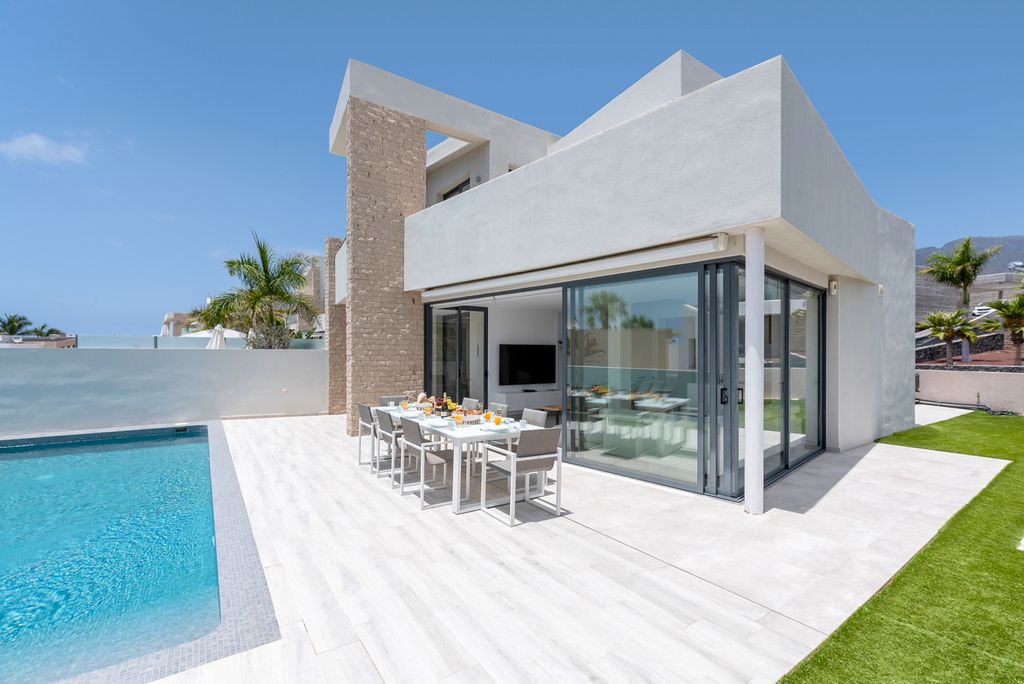 Villa Caleta Tenerife Olivers Travels 1