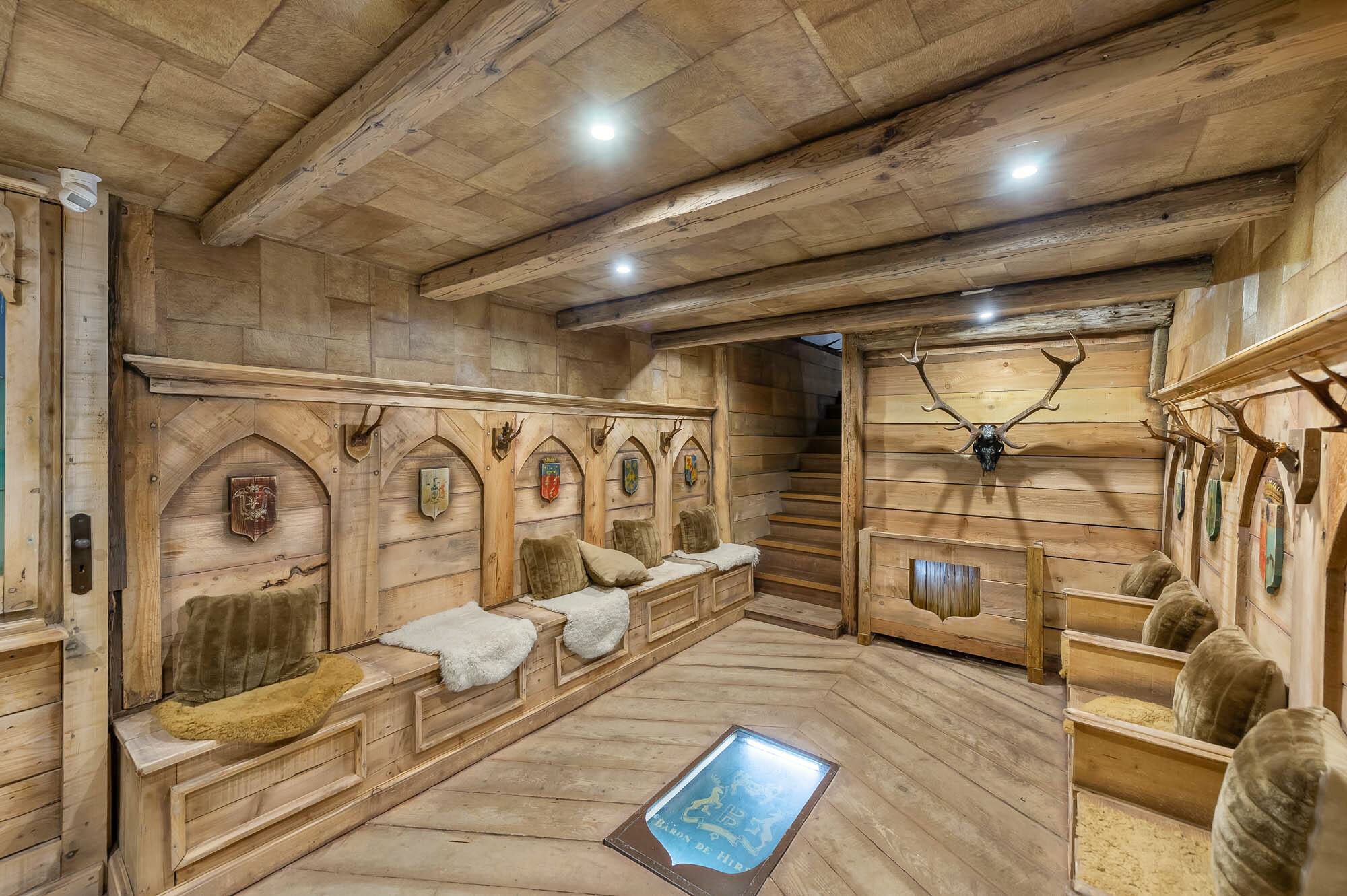 Chalet 2100