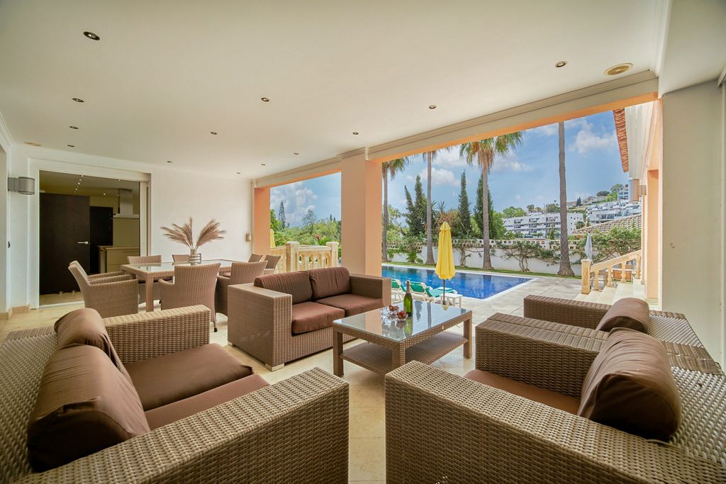 Villa Ania CostaDelSol Olivers Travels 3