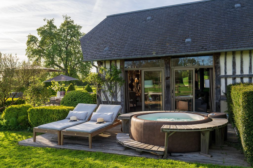 Maison de Prairie Normandy Francce OliversTravels 2