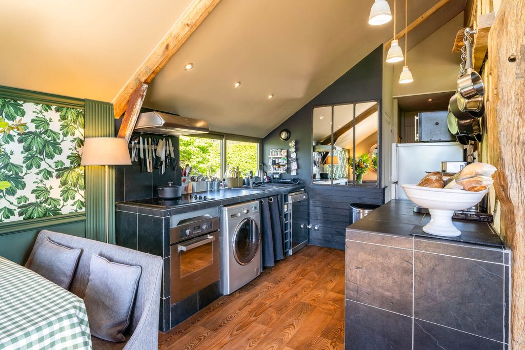 Maison de Prairie Normandy Francce OliversTravels 4