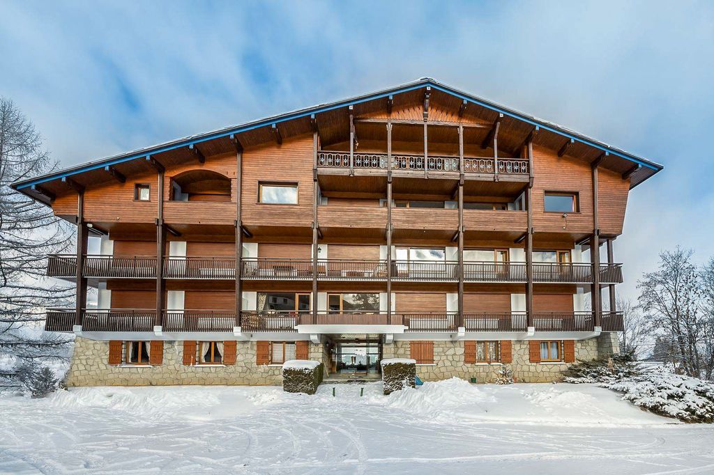 Apartment Snowshoe Megeve Olivers Travels 1